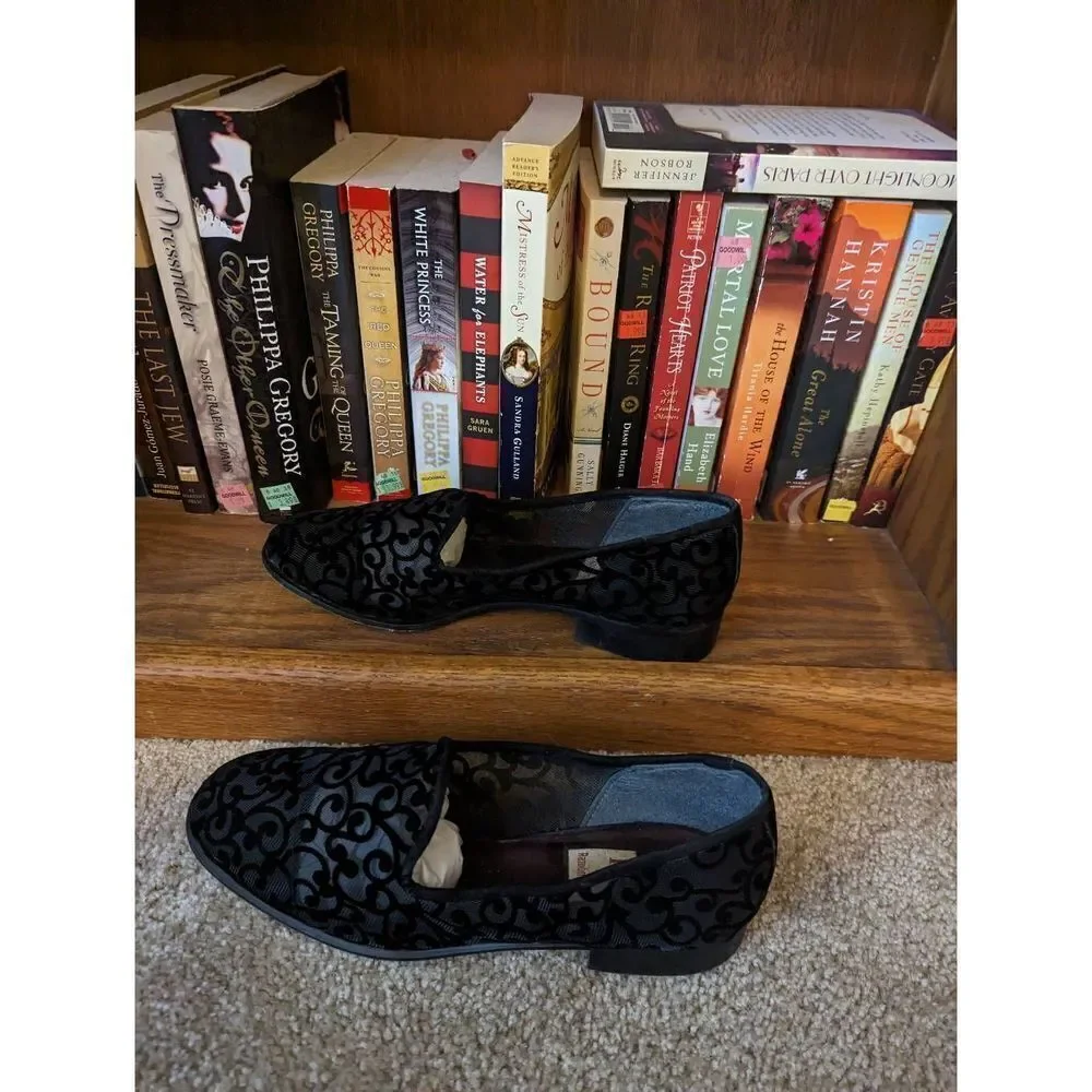 Red by Ramon tanza black velvet burnout loafers sz 9 made in Spain euc
